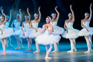 Brazilian Ballet's plight: Rio de Janerio's ballerinas forced